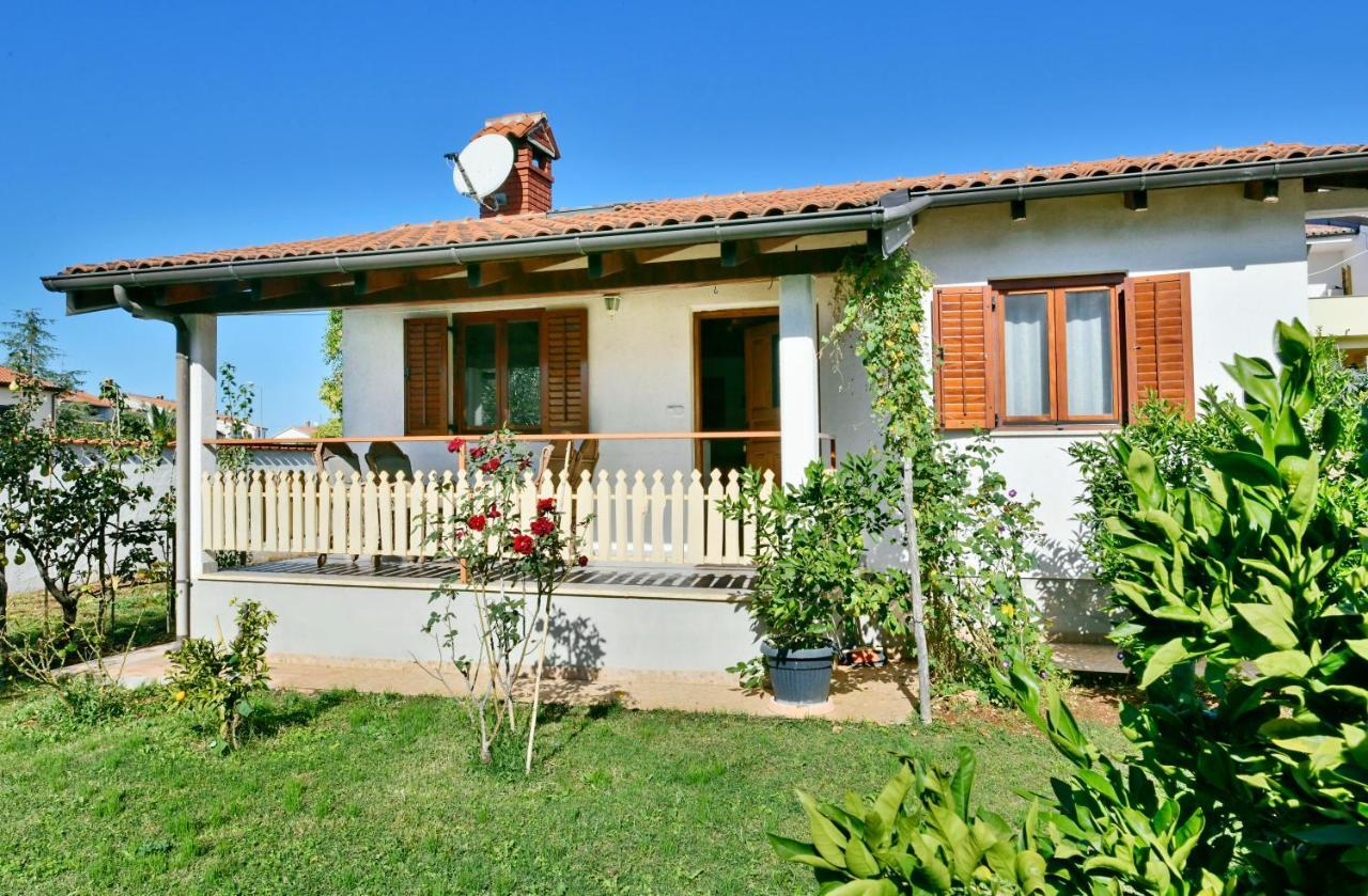 Adriatico Bungalow โปเรช ภายนอก รูปภาพ
